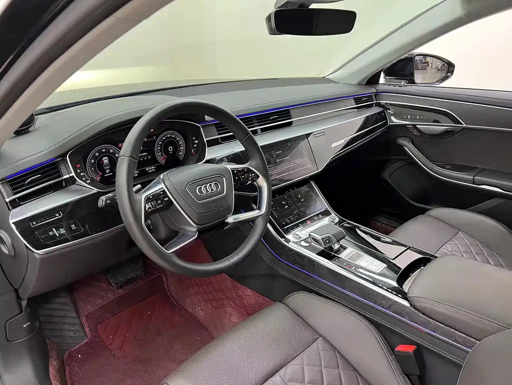 Audi A8 — фото 17