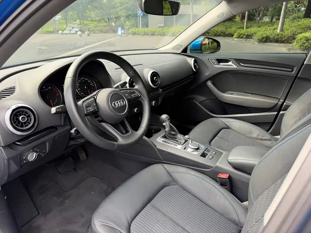 Audi A3 — фото 9