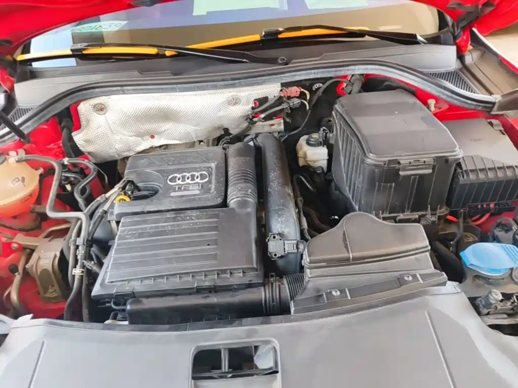 Audi Q3 — фото 20