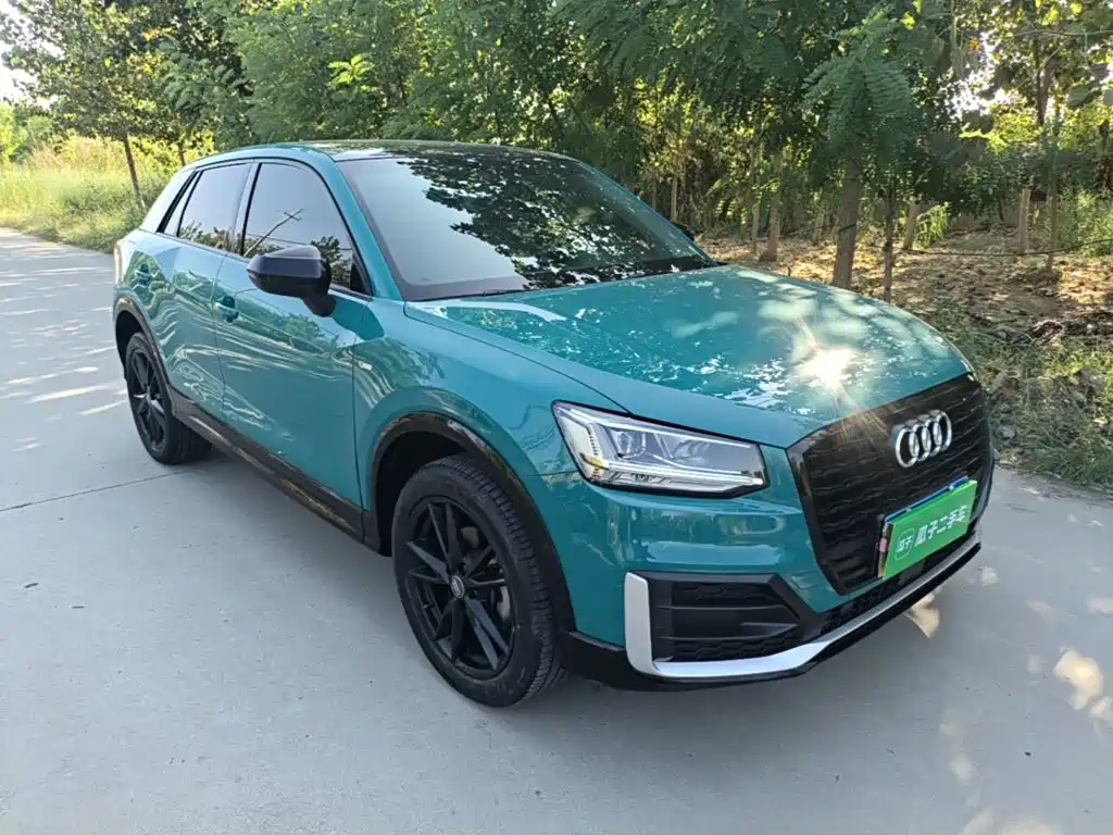 Audi Q2L — фото 4