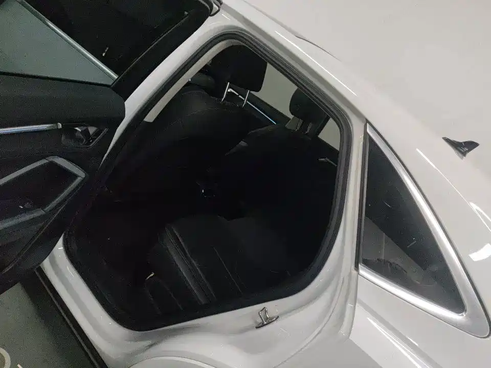 Audi Q3 Sportback — фото 5
