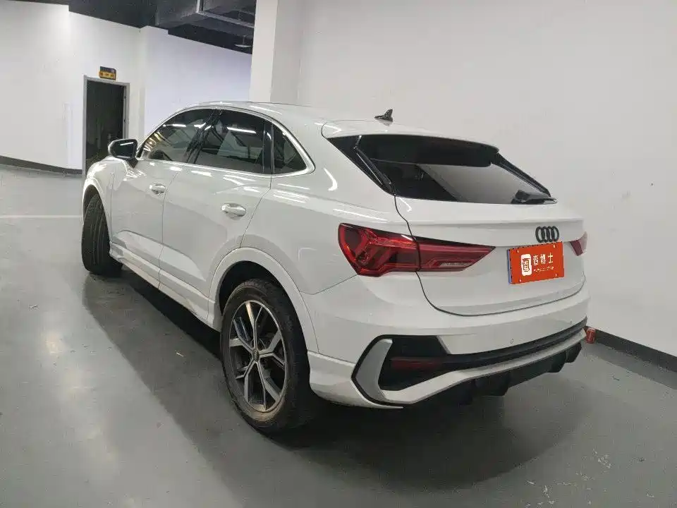 Audi Q3 Sportback — фото 6