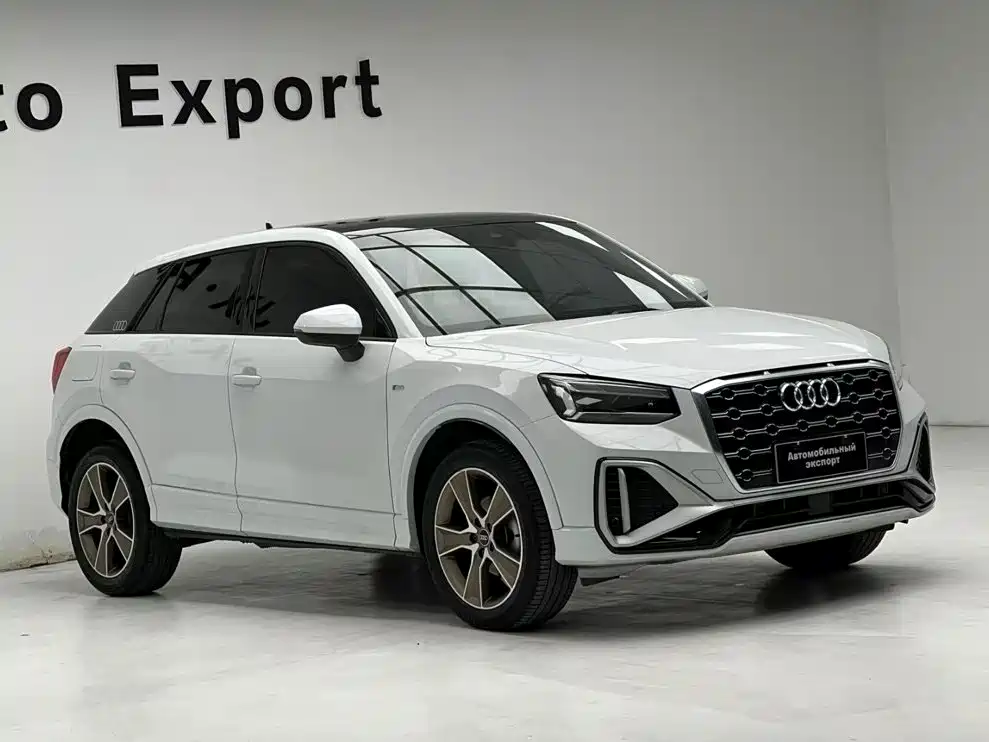 Audi Q2L — фото 3