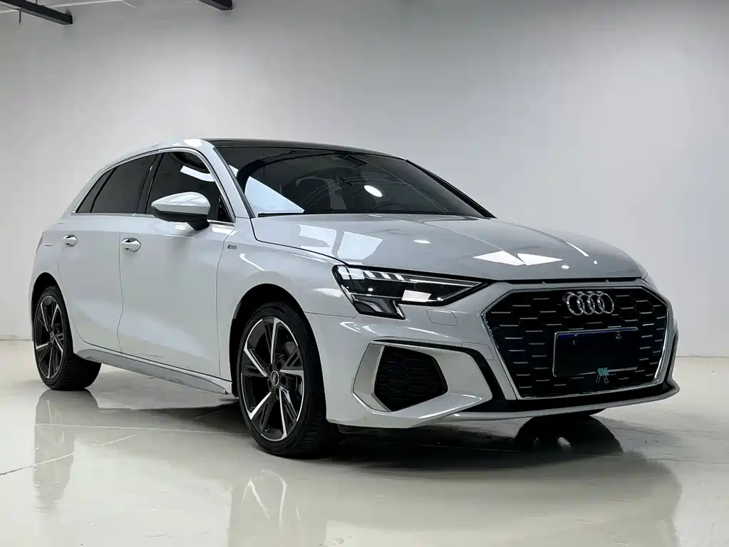 Audi A3 — фото 2
