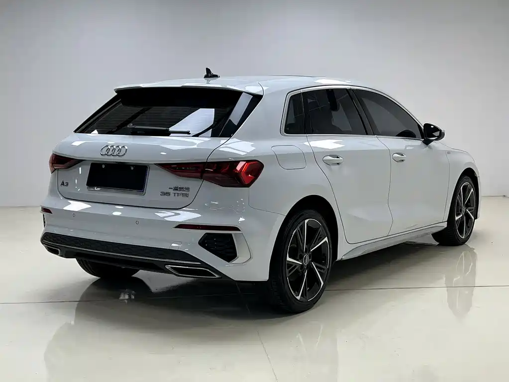 Audi A3 — фото 14