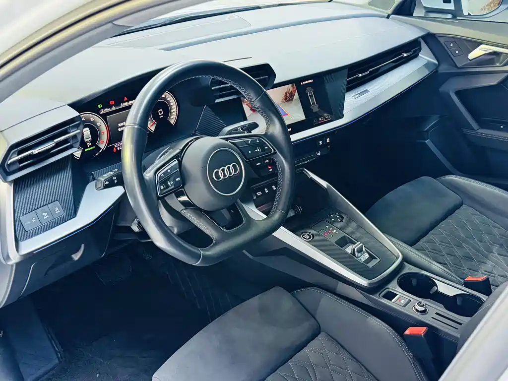 Audi A3 — фото 11