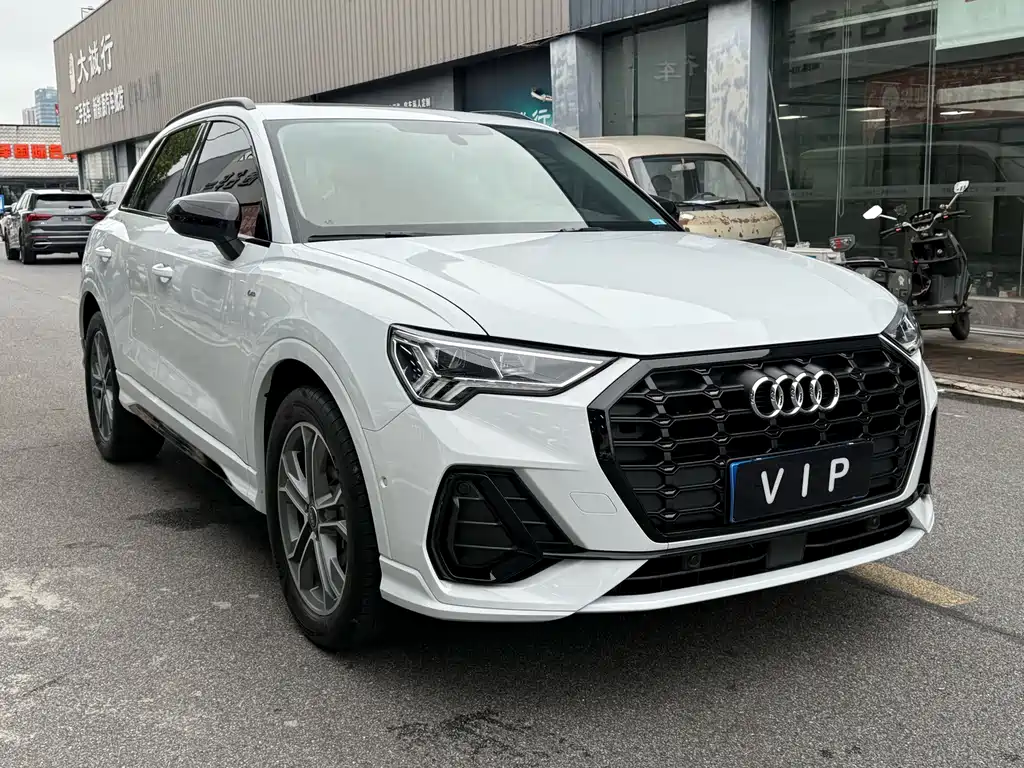 Audi Q3 — фото 3