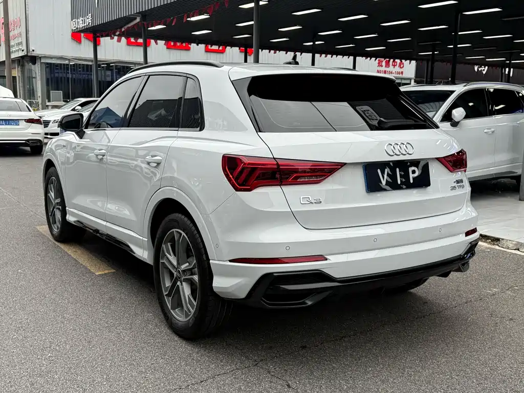 Audi Q3 — фото 6