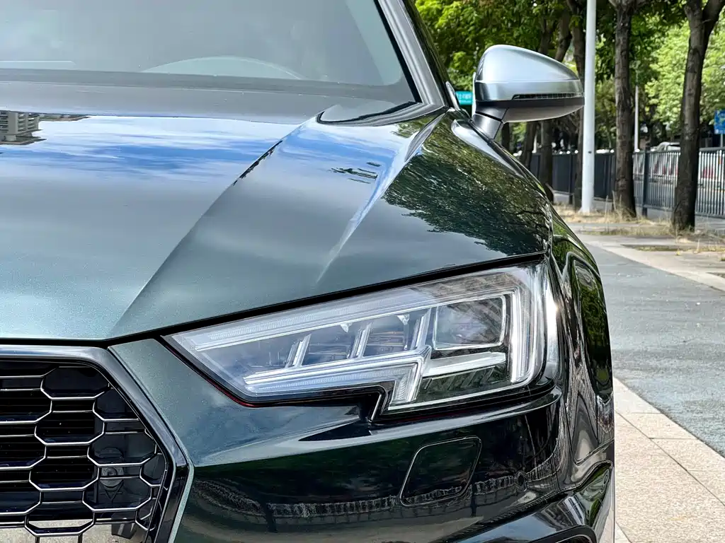 Audi S4 — фото 5