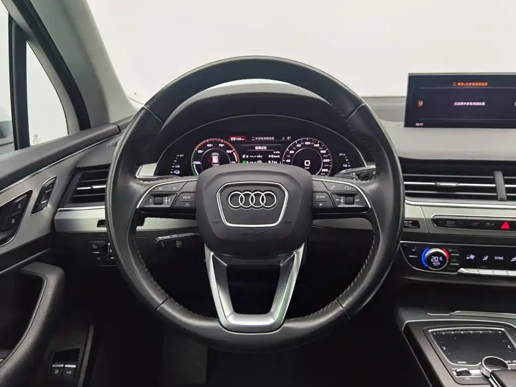 Audi Q7 New Energy — фото 11
