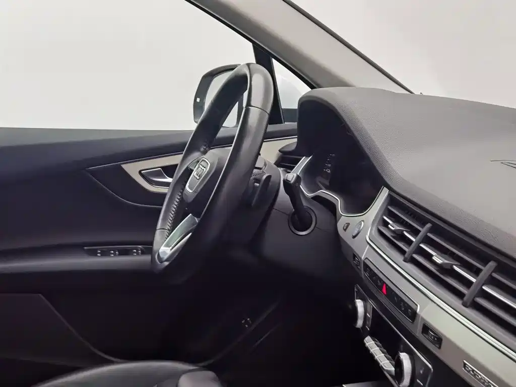 Audi Q7 New Energy — фото 22