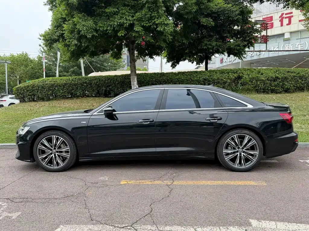 Audi A6L — фото 3