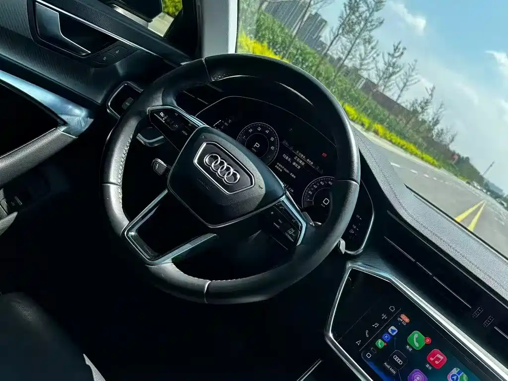 Audi A6L — фото 6