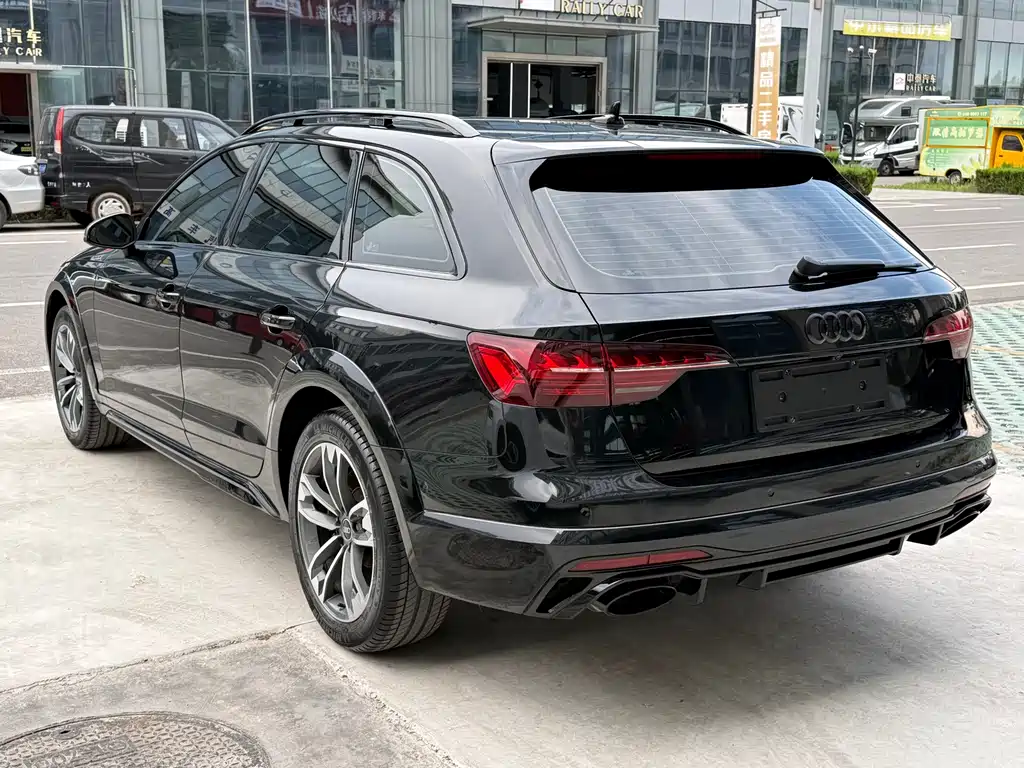 Audi A4 (Import) — фото 6