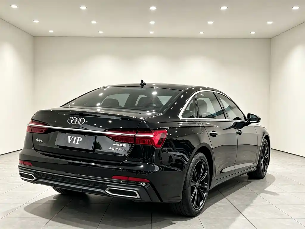 Audi A6L — фото 9