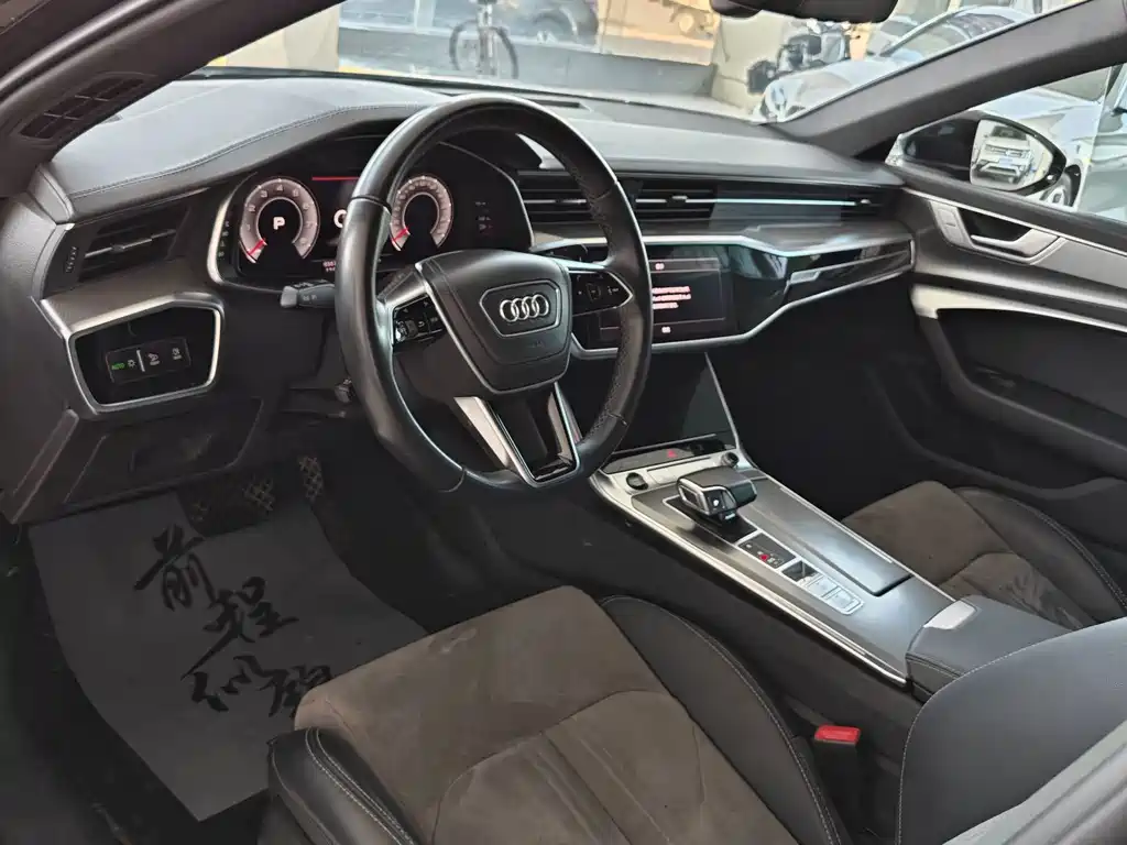 Audi A6L — фото 4