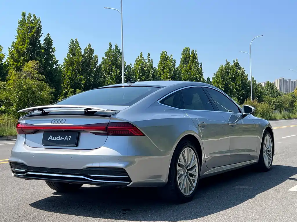 Audi A7 — фото 5