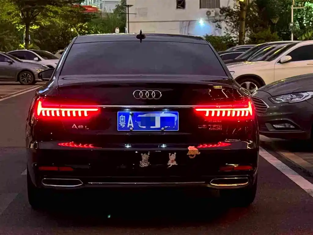 Audi A6L — фото 9