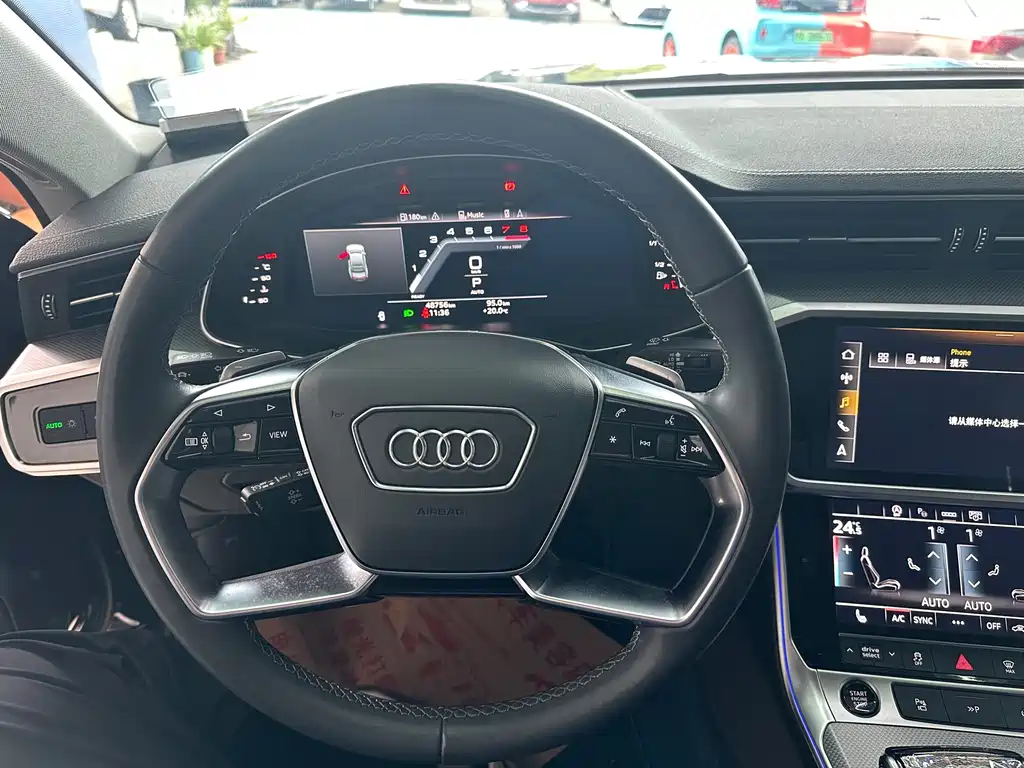 Audi A7L — фото 18