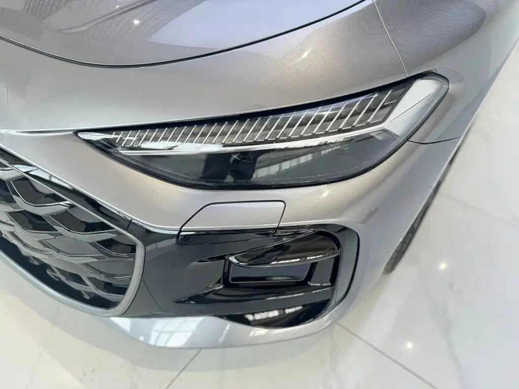 Audi A5L Sportback — фото 13