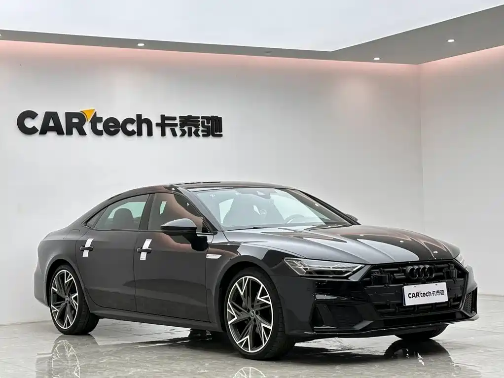 Audi A7L — фото 6