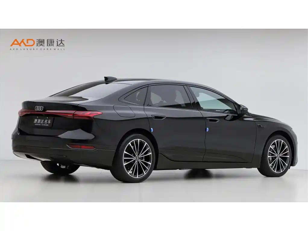 Audi A6L e-tron — фото 3