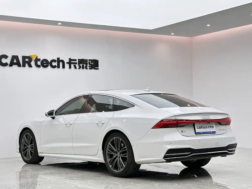 Audi A7 — фото 3