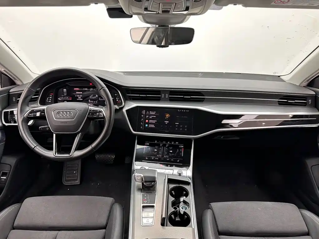 Audi A7 — фото 10