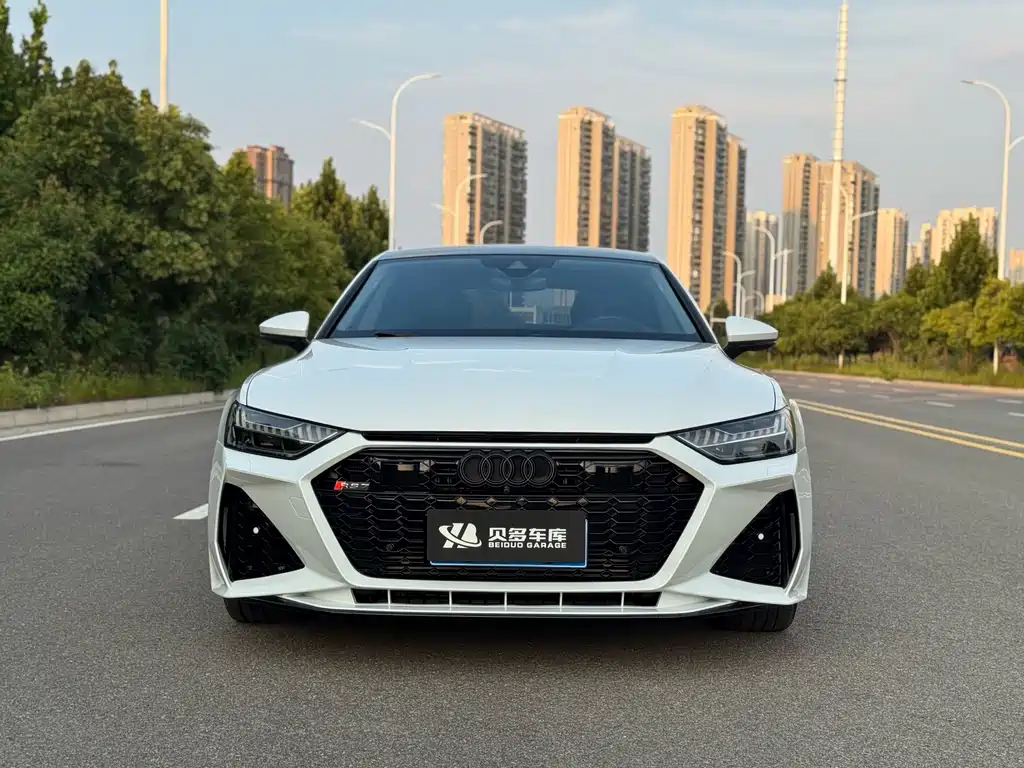 Audi A7 — фото 2