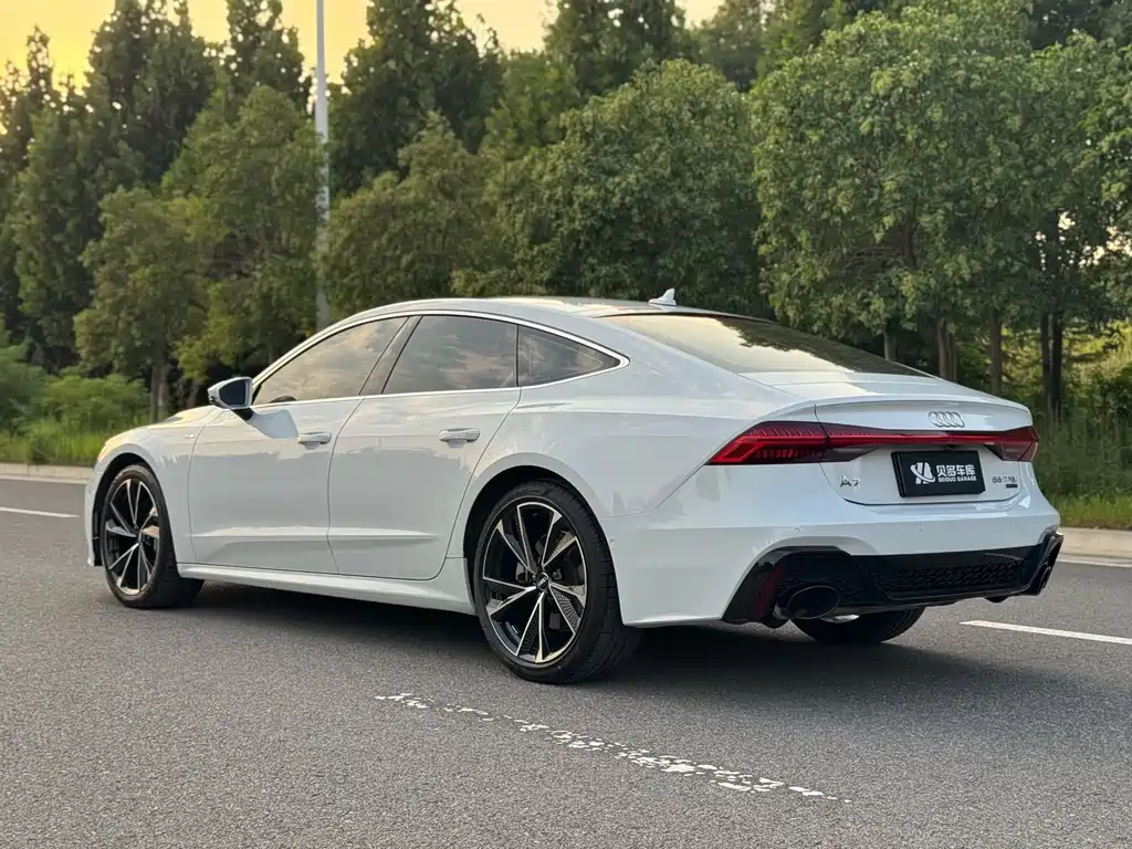 Audi A7 — фото 6