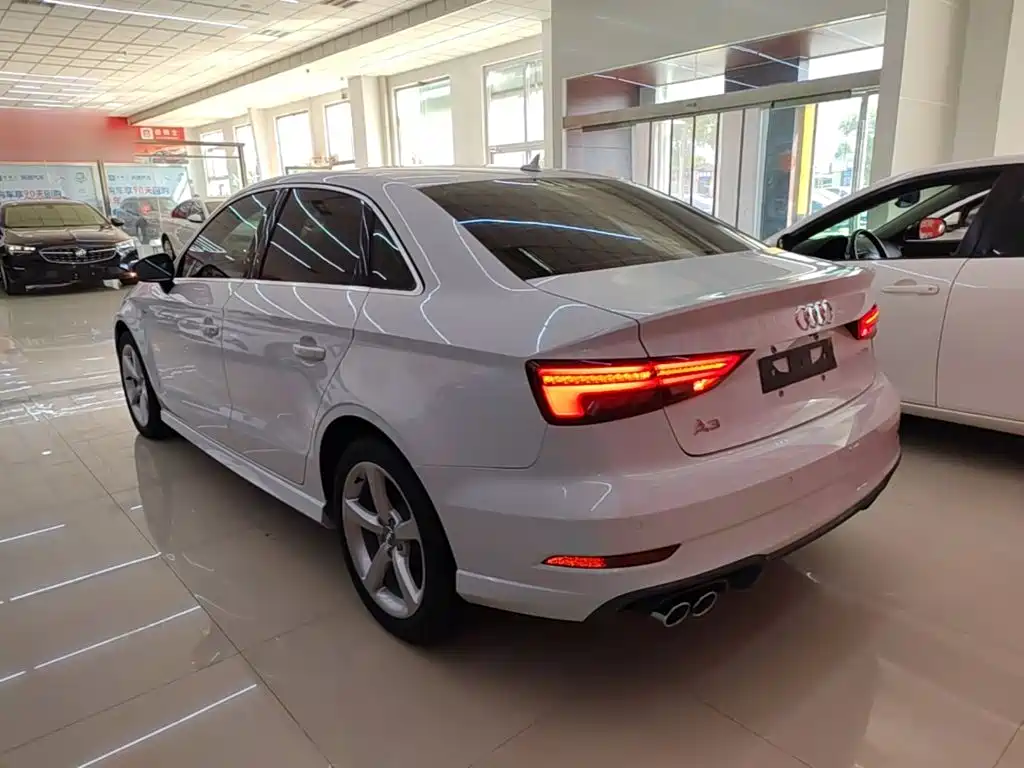 Audi A3 — фото 5