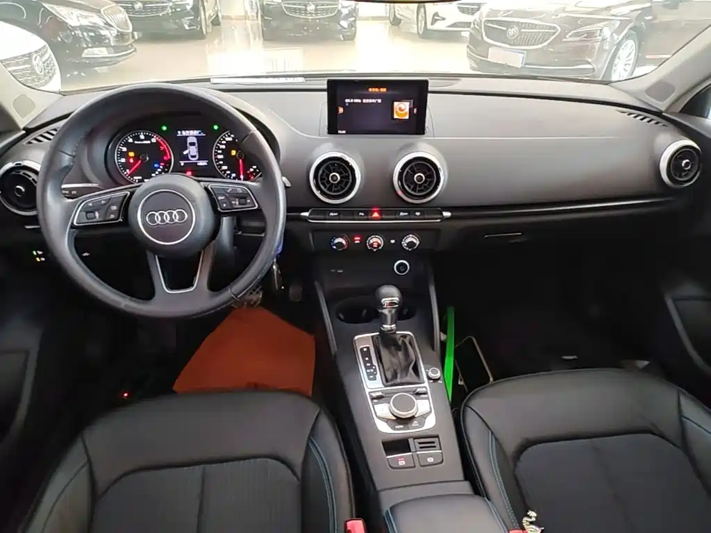 Audi A3 — фото 10