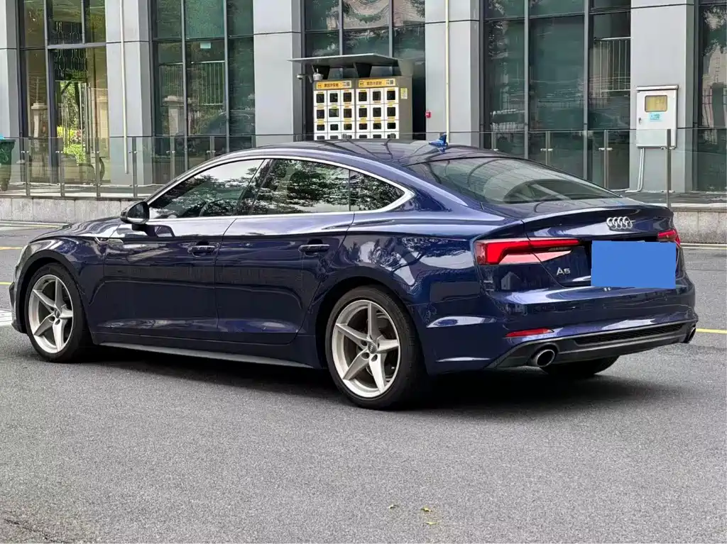Audi A5 (Import) — фото 10