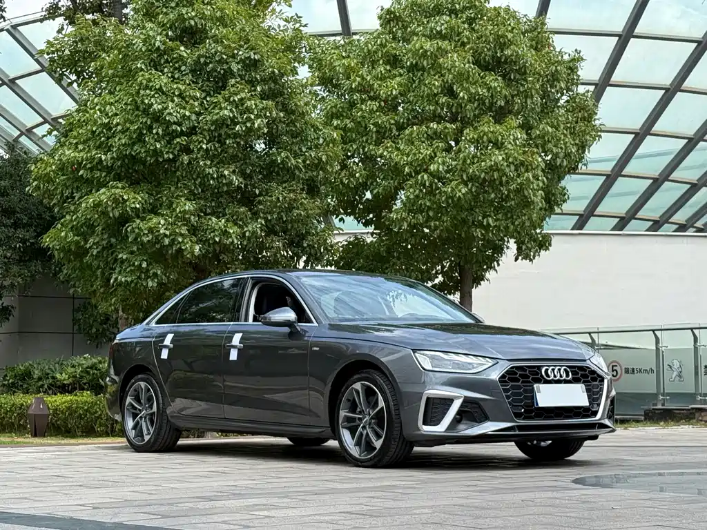 Audi A4L — фото 3