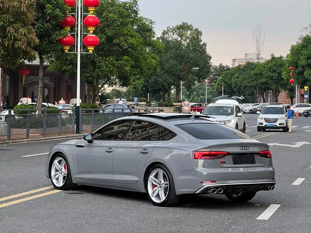 Audi A5 (Import) — фото 5