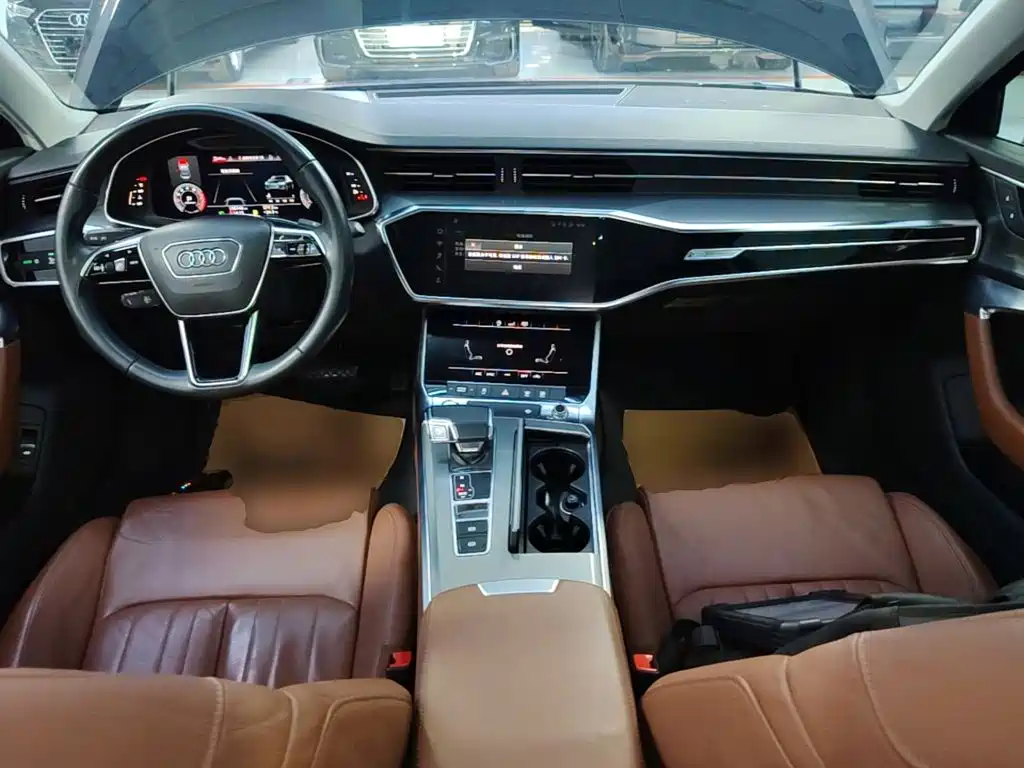 Audi A6L — фото 6