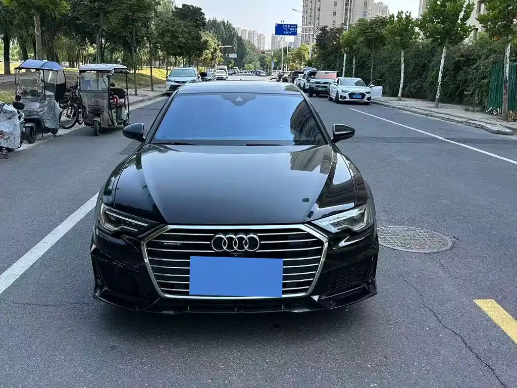 Audi A6L — фото 2