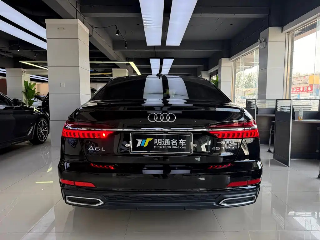Audi A6L — фото 4