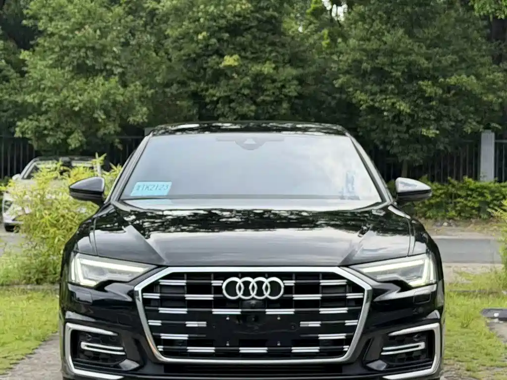 Audi A6L — фото 2