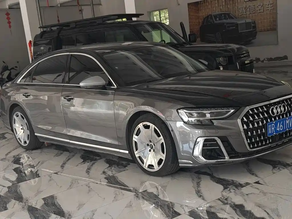 Audi A8 — фото 3