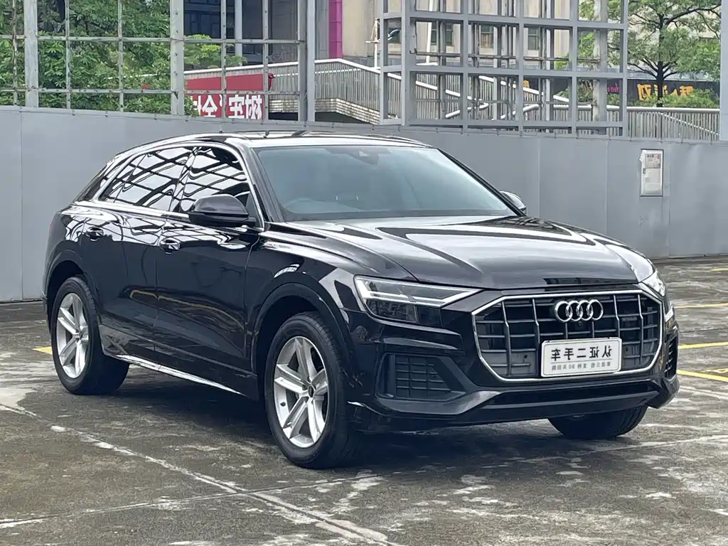 Audi Q8 — фото 3