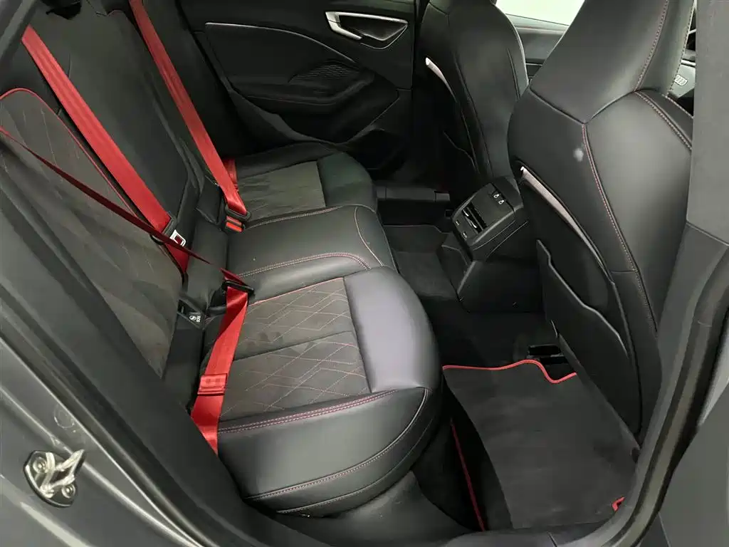 Audi A5L Sportback — фото 10