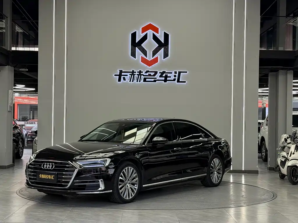 Audi A8 — фото 3