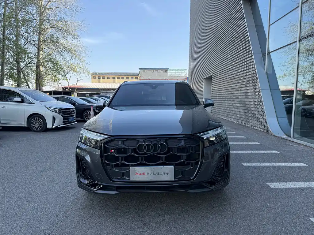 Audi SQ7 — фото 2