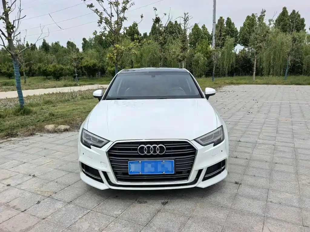 Audi A3 — фото 2