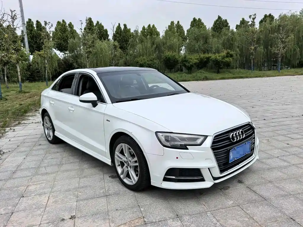 Audi A3 — фото 3