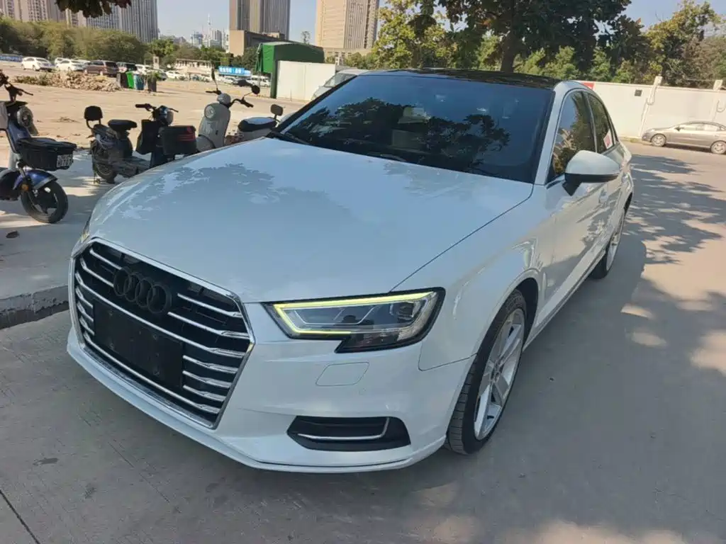Audi A3 — фото 2