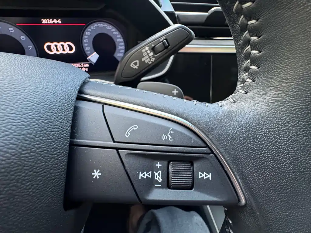 Audi Q3 — фото 20