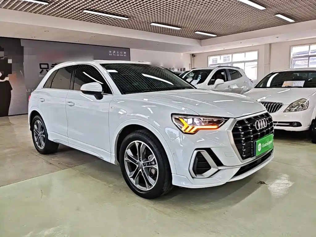 Audi Q3 — фото 4