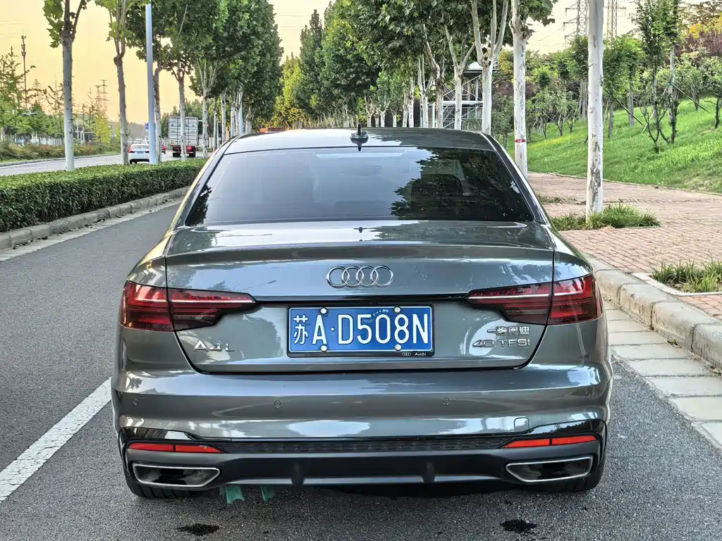 Audi A4L — фото 8